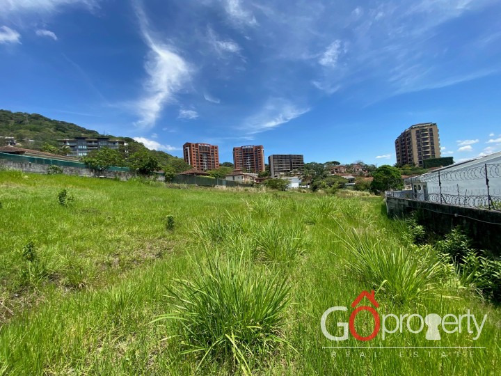 Venta de Terreno en San Rafael de Escazú.